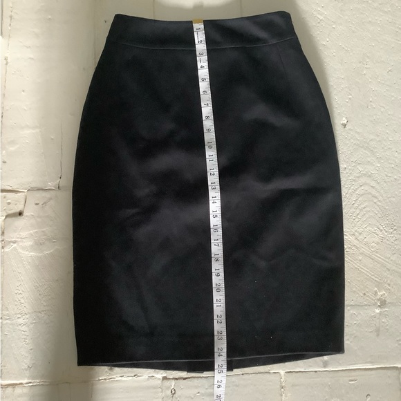 Tahari black ponte knit skirt size 8 4 6 pencil - Picture 3 of 6